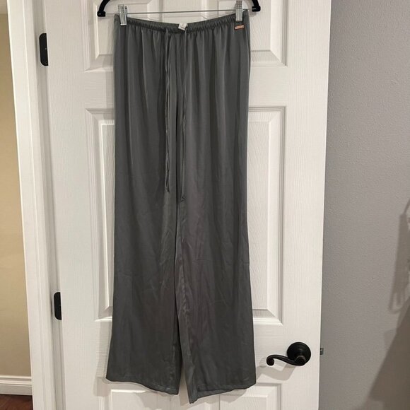 Danskin Gray Satin Long Sleeve Lounge Pants Size Small - Picture 1 of 5